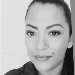 Meet your Posher, Cristina